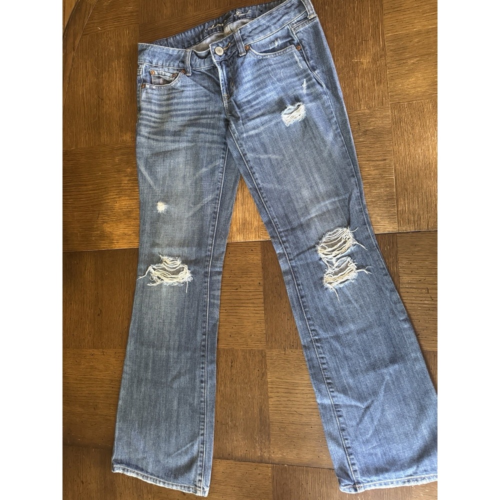 American Eagle Favorite Boyfriend Women's Size 4 Distressed Low Rise Bootcut